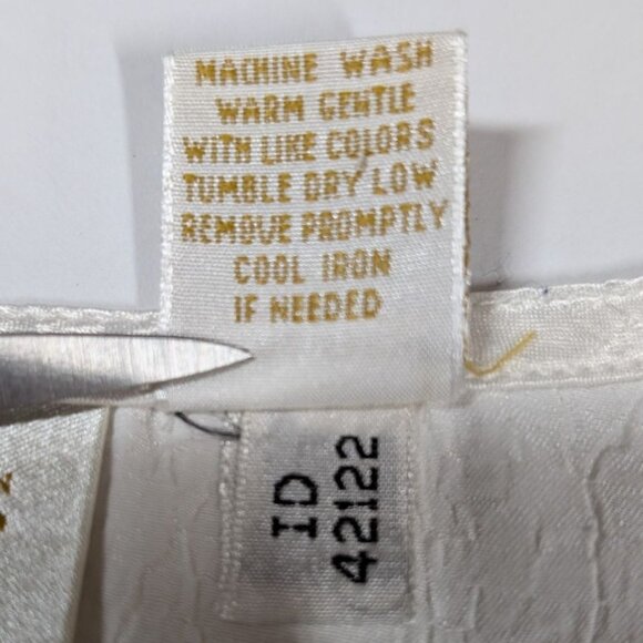 Vintage Victorias Secret Gold Label Pajama Set Lace White Satin Modest Large - Picture 5 of 11